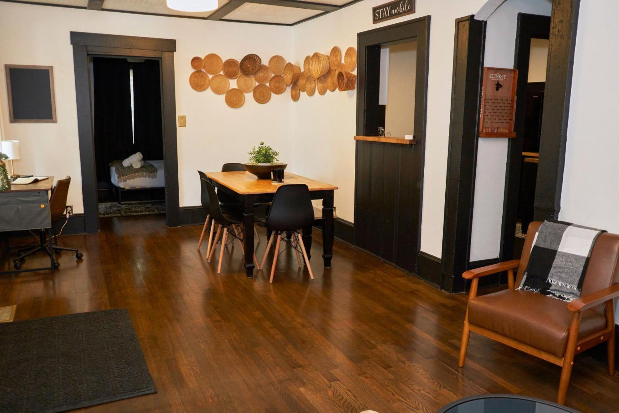 Cozy Atl Getaway - 5 Min From Airport & Downtown Villa Атланта Екстериор снимка