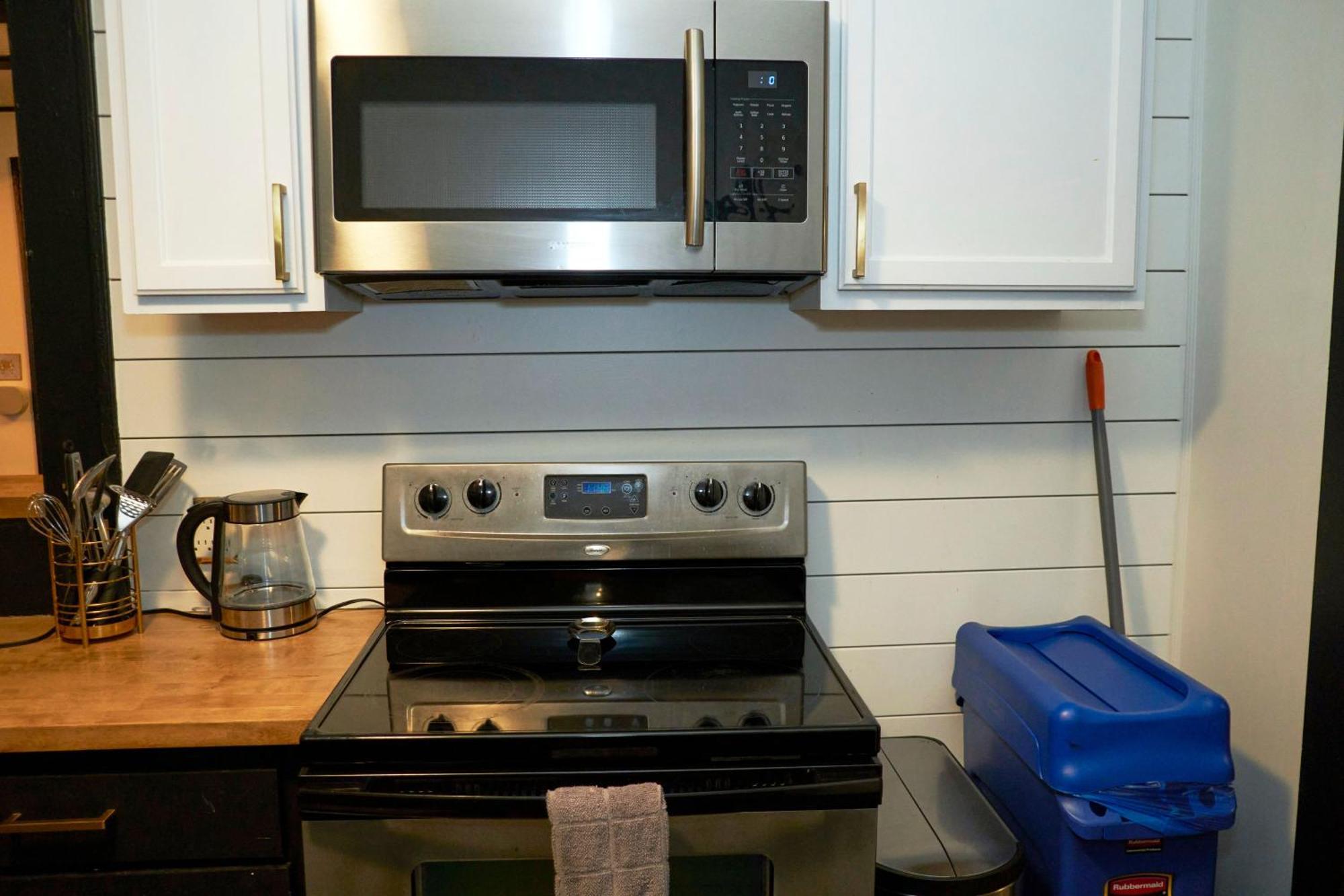 Cozy Atl Getaway - 5 Min From Airport & Downtown Villa Атланта Екстериор снимка