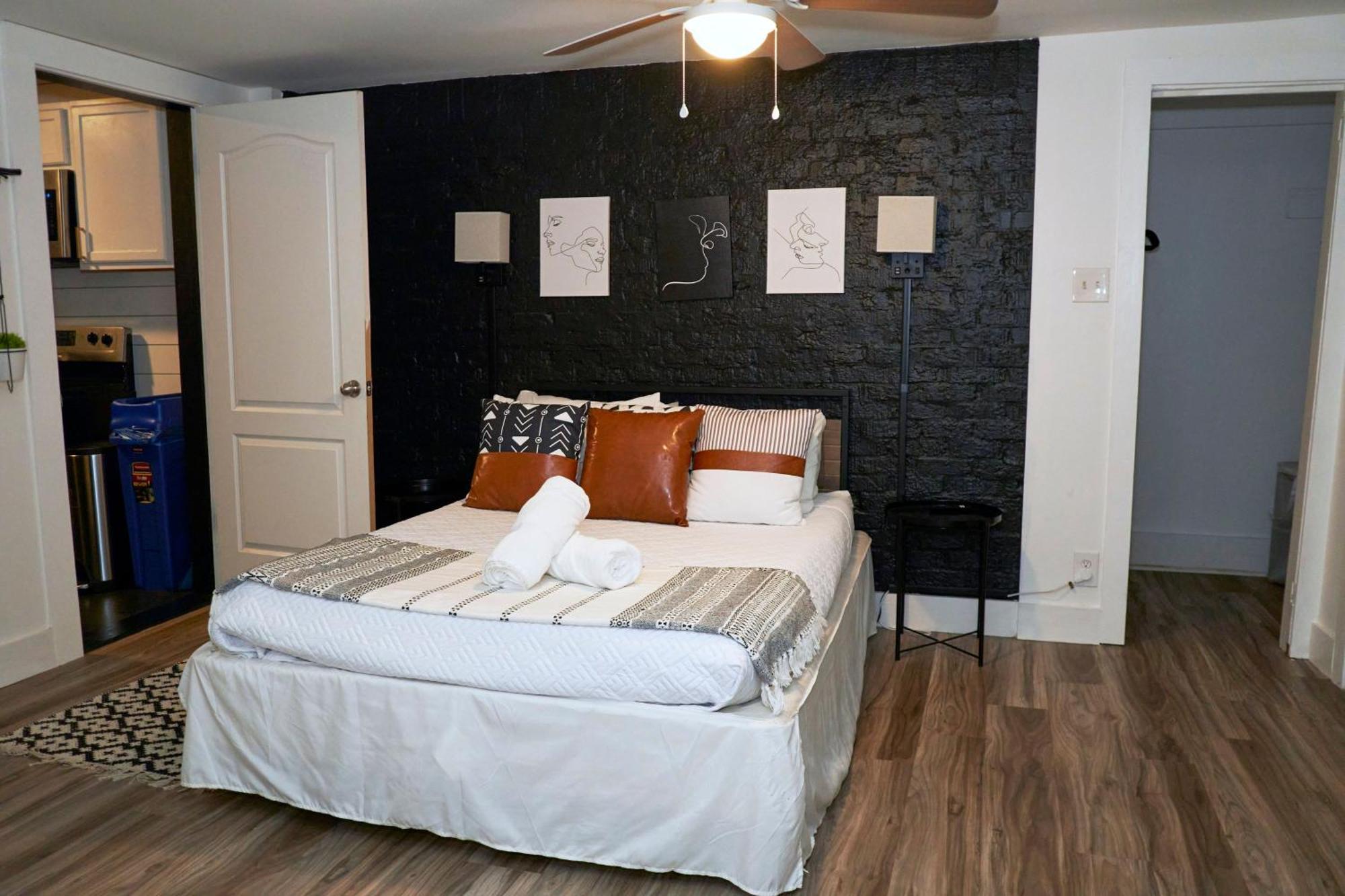 Cozy Atl Getaway - 5 Min From Airport & Downtown Villa Атланта Екстериор снимка
